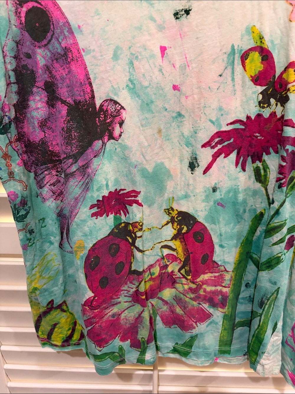 Magnolia Pearl Clorful T-Shirt.ladybugs, fairies. - Picture 2 of 5